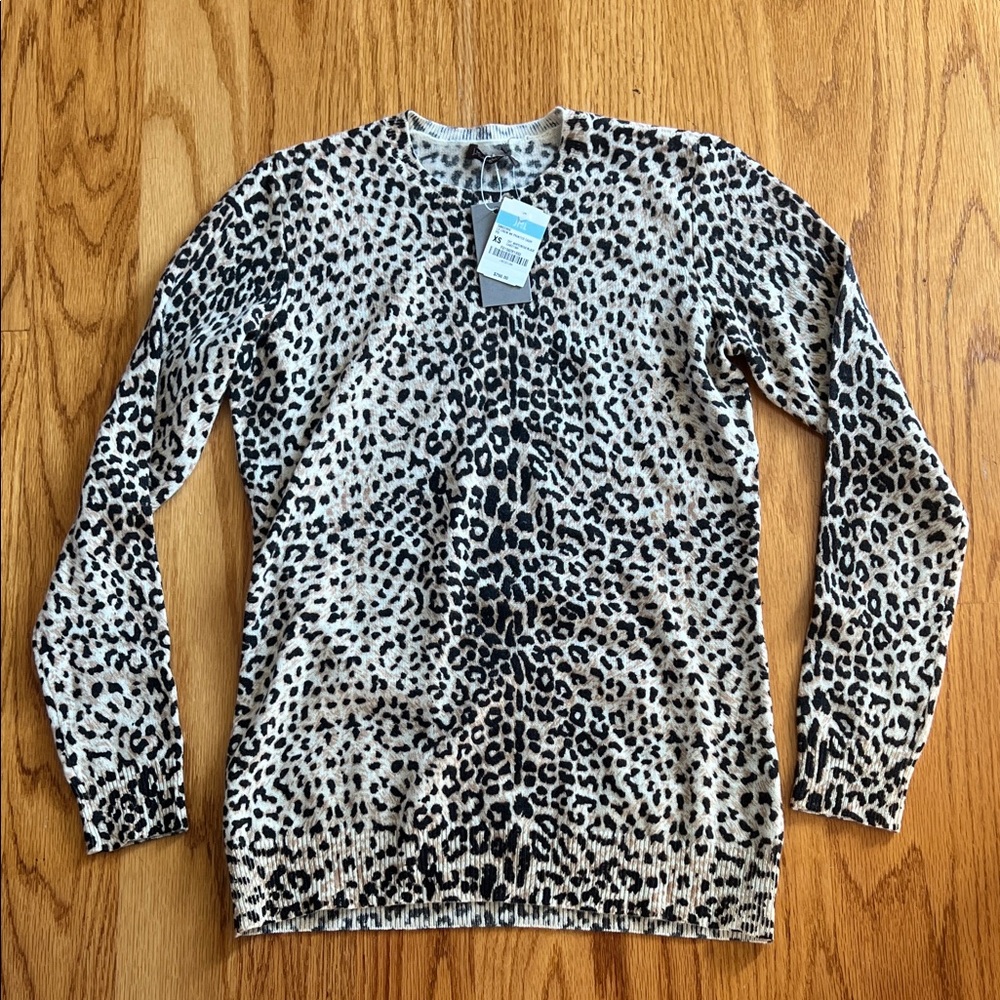J.McLaughlin Cheetah Animal Print Cashmere Sweater XS NWT
